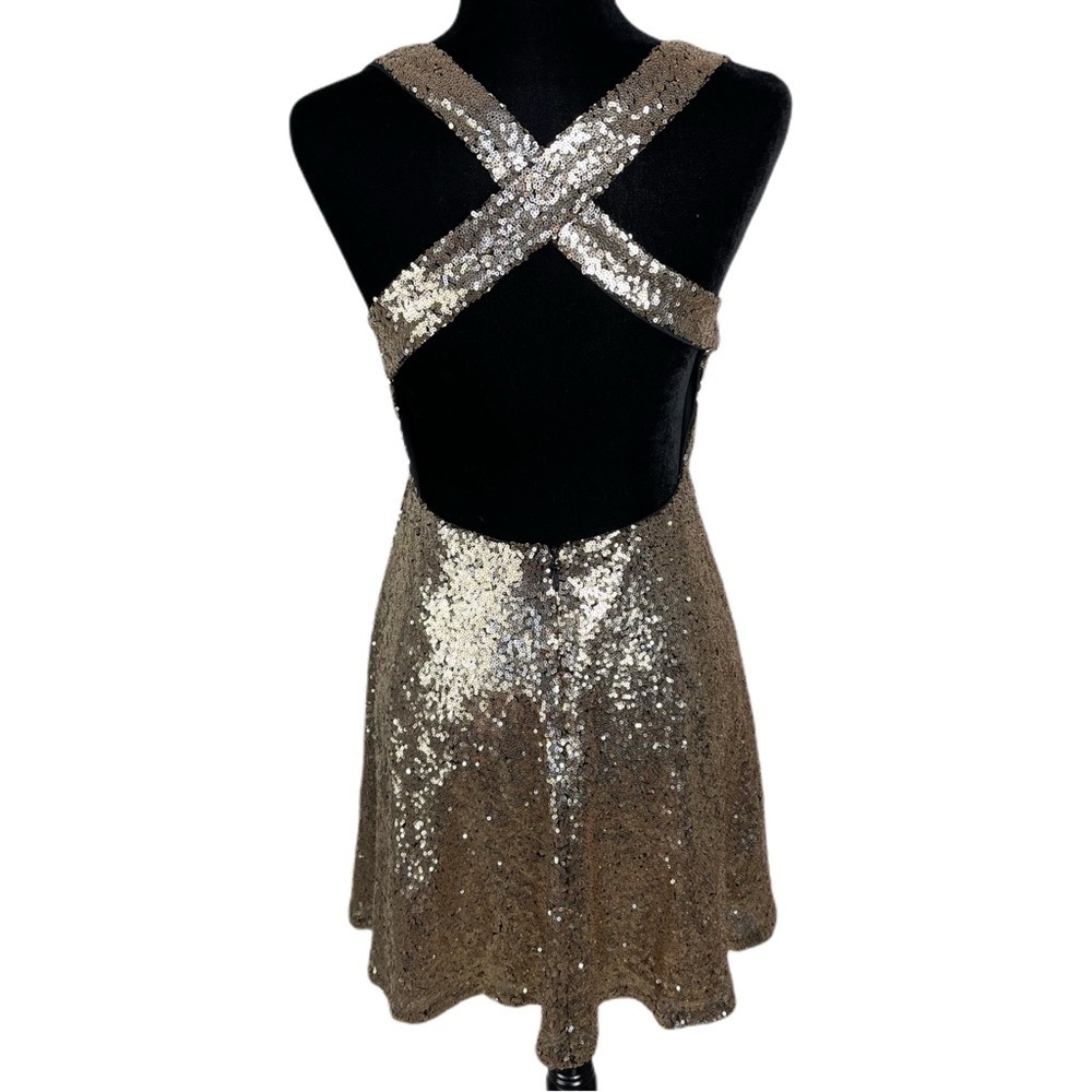 ✅ Charlotte Russe Gold Sequin Skater Dress open back Fit and Flare Size Medium